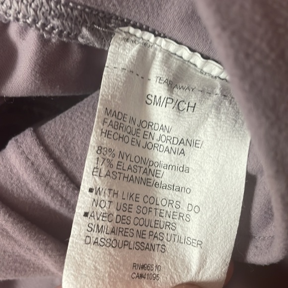 gently worn Under Armour lilac joggers - Picture 6 of 6